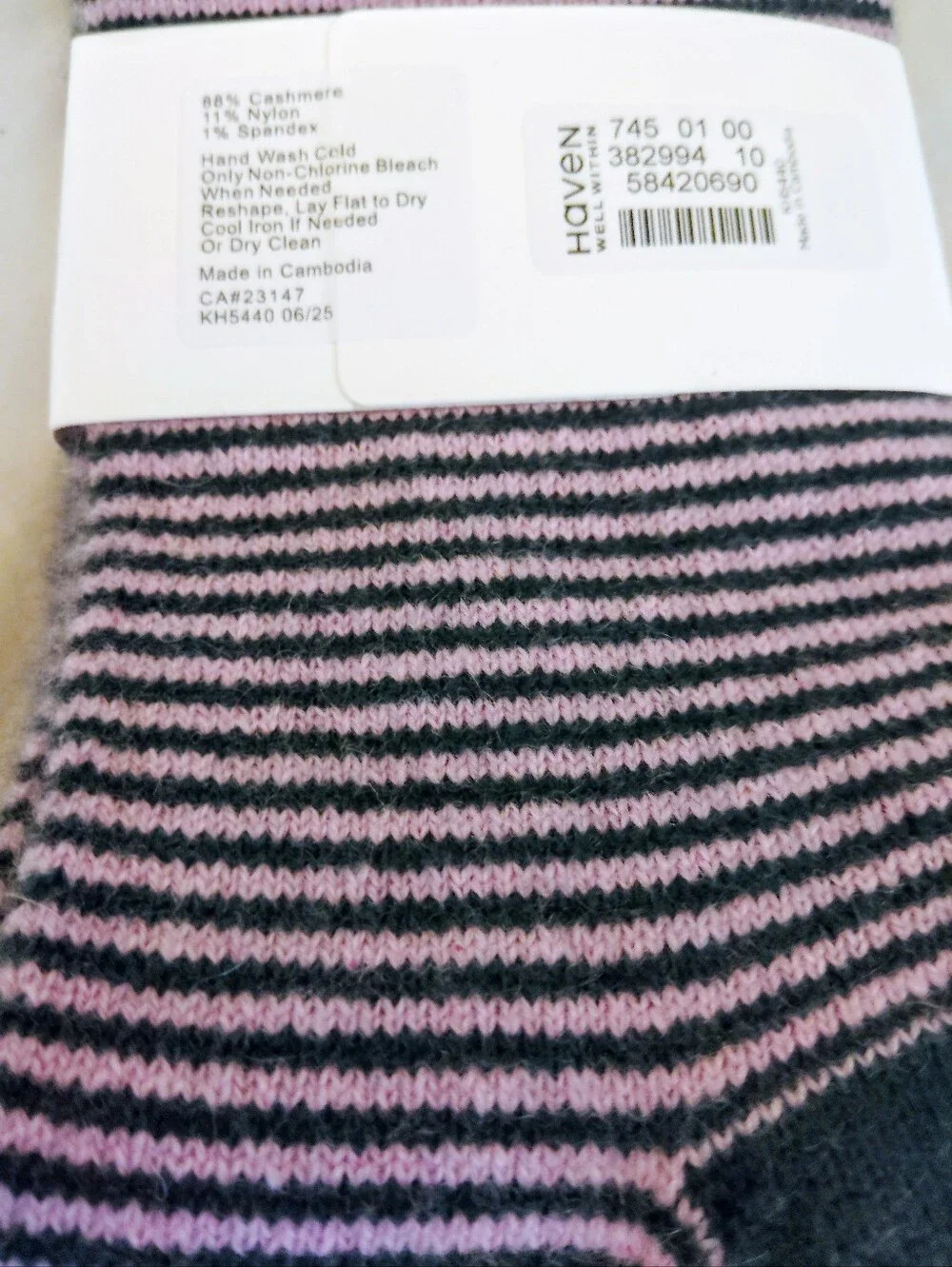 Haven Well Within Cashmere Raspberry Sorbet Socks NWT